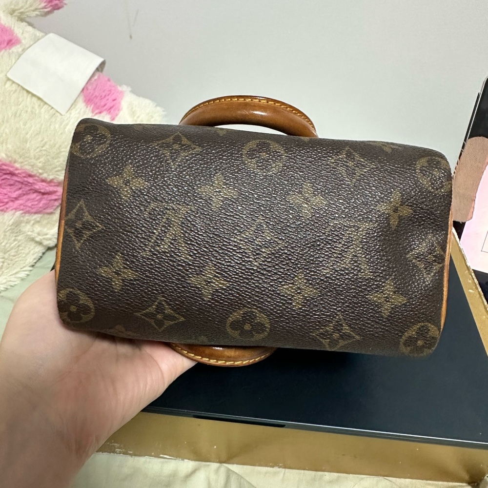Louis Vuitton Speedy 18 - Picture 8 of 9